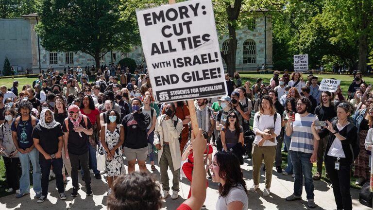 La police de l'Université Emory arrête un criminel reconnu coupable qui a traversé les frontières de l'État pour rejoindre les manifestations anti-israéliennes