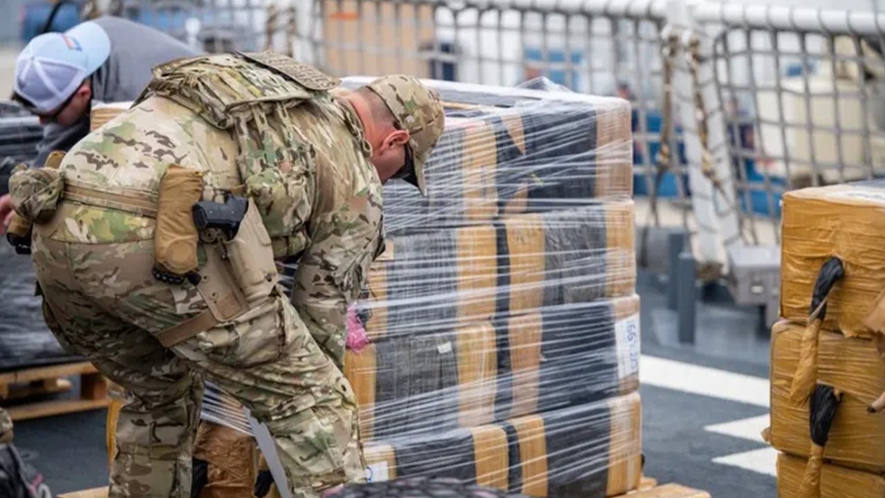 La Garde côtière américaine a déchargé plus de 33 000 livres de cocaïne à San Diego