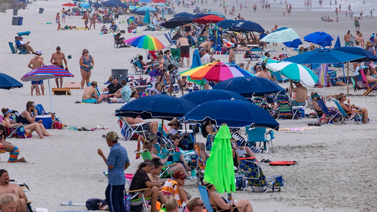 Les gens visitent North Myrtle Beach, Caroline du Sud, le jour du Memorial Day